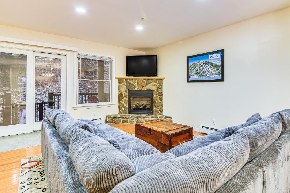 Ski-InandSki-Out Condo at Pleasant Mountain!